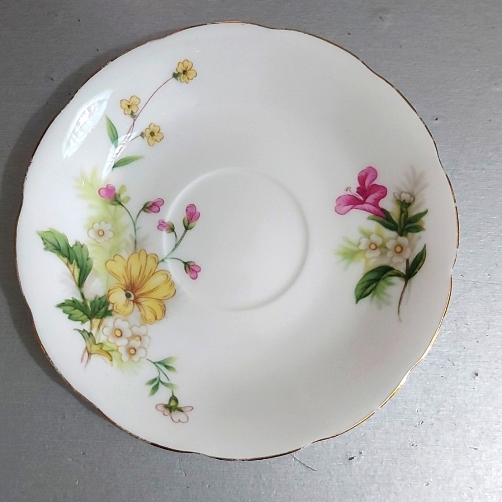 Vintage Royal Wessex Fine Bone China Saucer